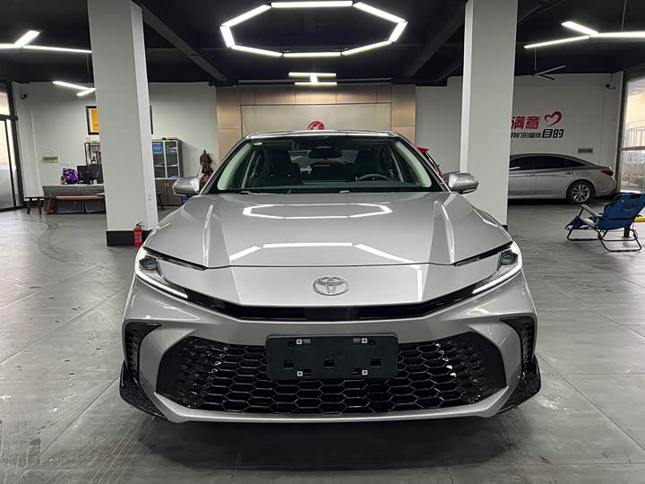 Toyota Camry 2026 2026款 2.0S 运动版