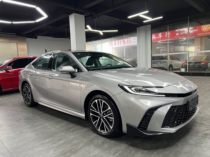 Toyota Camry 2026 2026款 2.0S 运动版