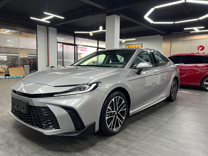 Toyota Camry 2026 2026款 2.0S 运动版