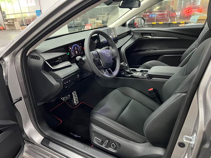 Toyota Camry 2026 2026款 2.0S 运动版