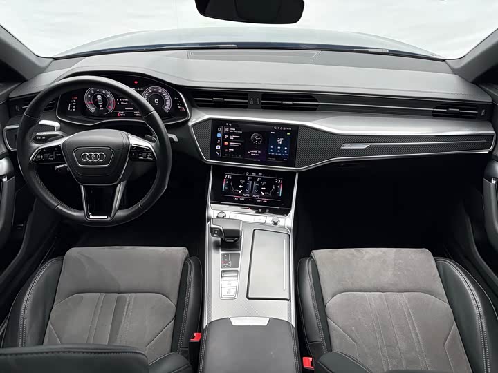 Фото 6 - Audi A6L