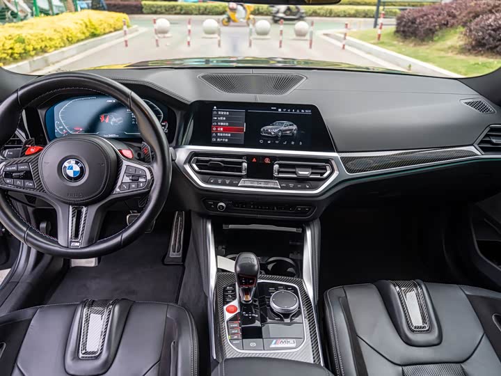 BMW M3 2021 2021款 M3四门轿车 M xDrive 雷霆版