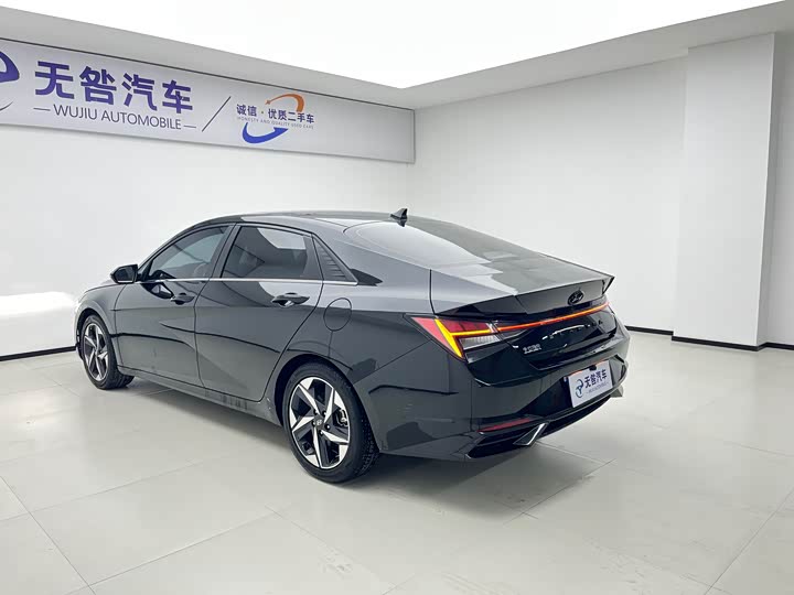 Фото 4 - Hyundai Elantra N line