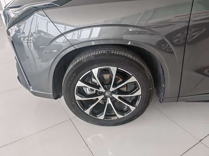 Changan UNI-Z Hybrid 2024 2024款 蓝鲸智电iDD 125km 超越型