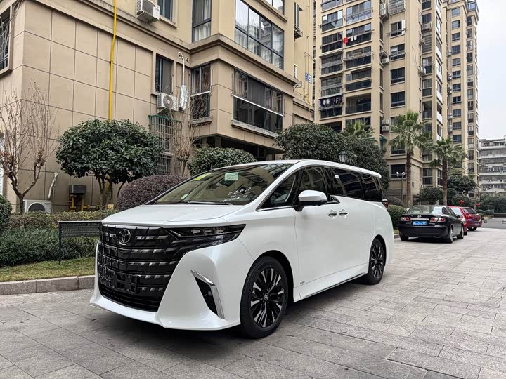 صورة 2 - Toyota Alphard