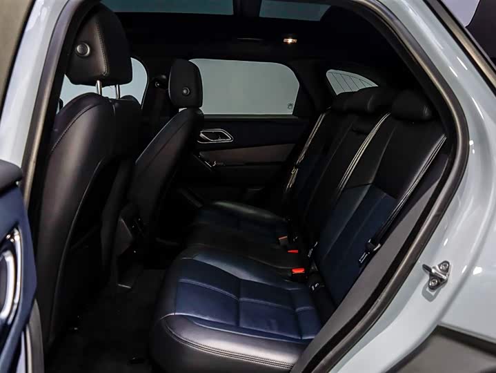 Zdjęcie 3 - Land Rover Range Rover Velar