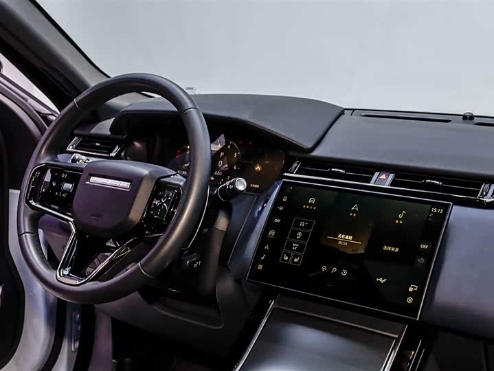 Zdjęcie 7 - Land Rover Range Rover Velar
