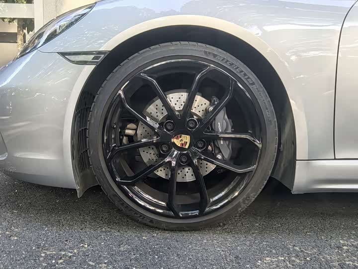 Photo 9 - Porsche 718
