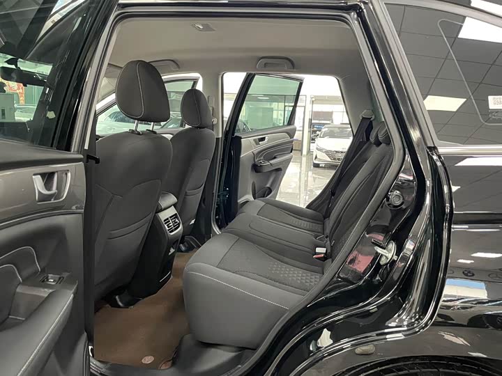 Фото 6 - Haval M6
