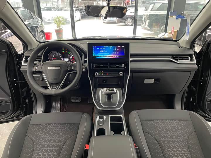 Фото 8 - Haval M6
