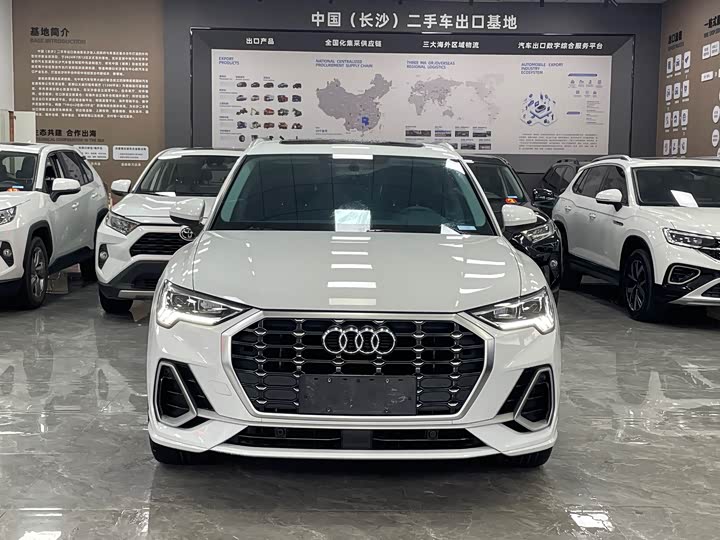 Zdjęcie 2 - Audi Q3