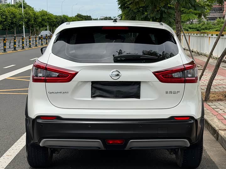 Zdjęcie 8 - Nissan Qashqai