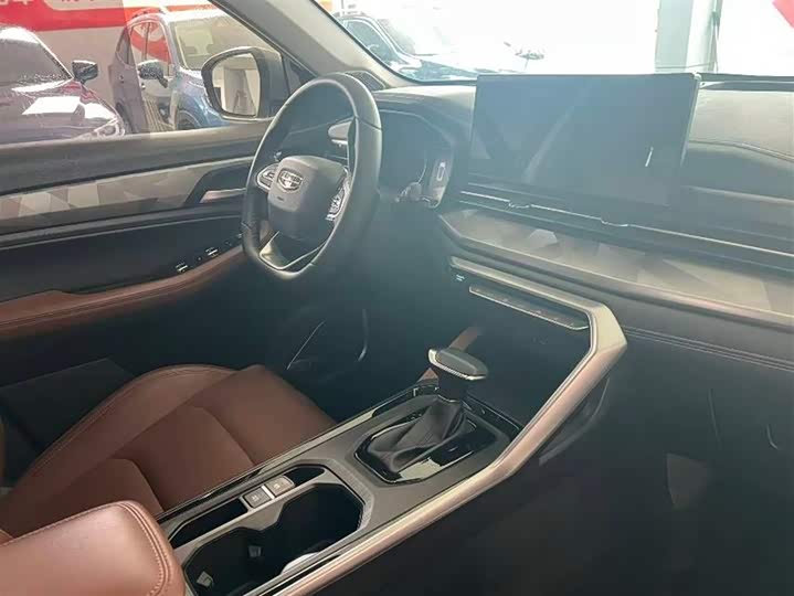 Geely Vision X6 2021 2021款 PRO 1.4T 自动尊贵型