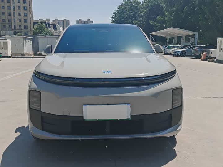 Zdjęcie 3 - LiXiang L6