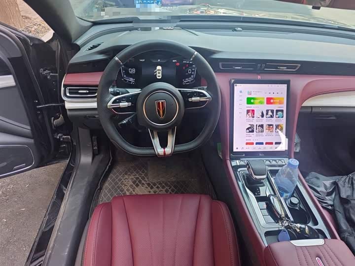 Hongqi H5 2025 2025款 1.5T DCT玄影版
