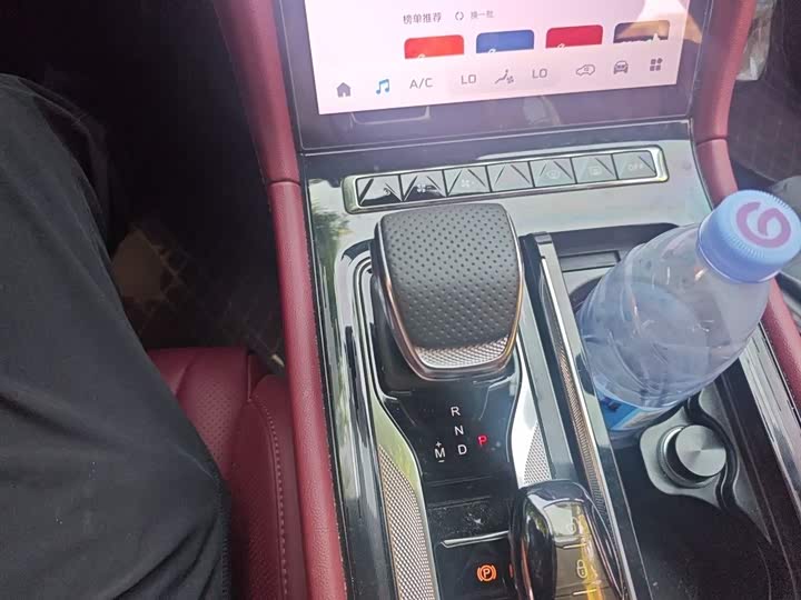 Hongqi H5 2025 2025款 1.5T DCT玄影版