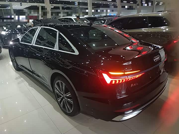 Audi A6L 2026 2026款 45 TFSI 臻选动感型