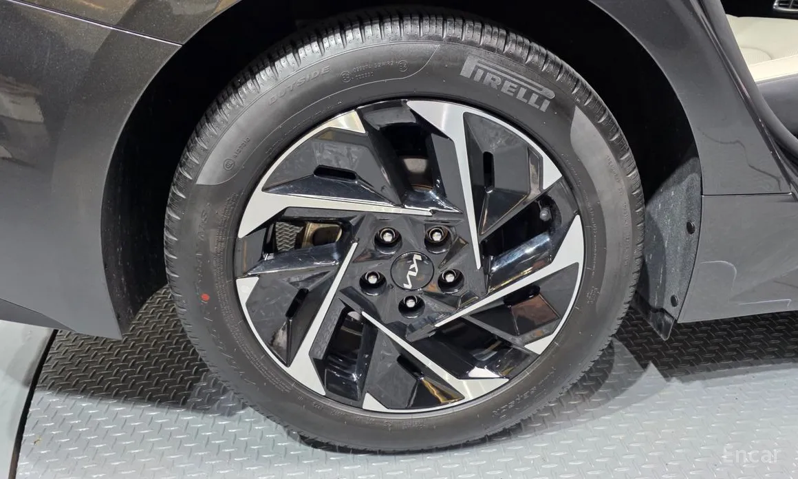 صورة 5 - Kia K5