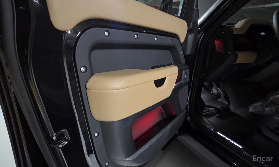 Land Rover Defender 2020 110 P400 X