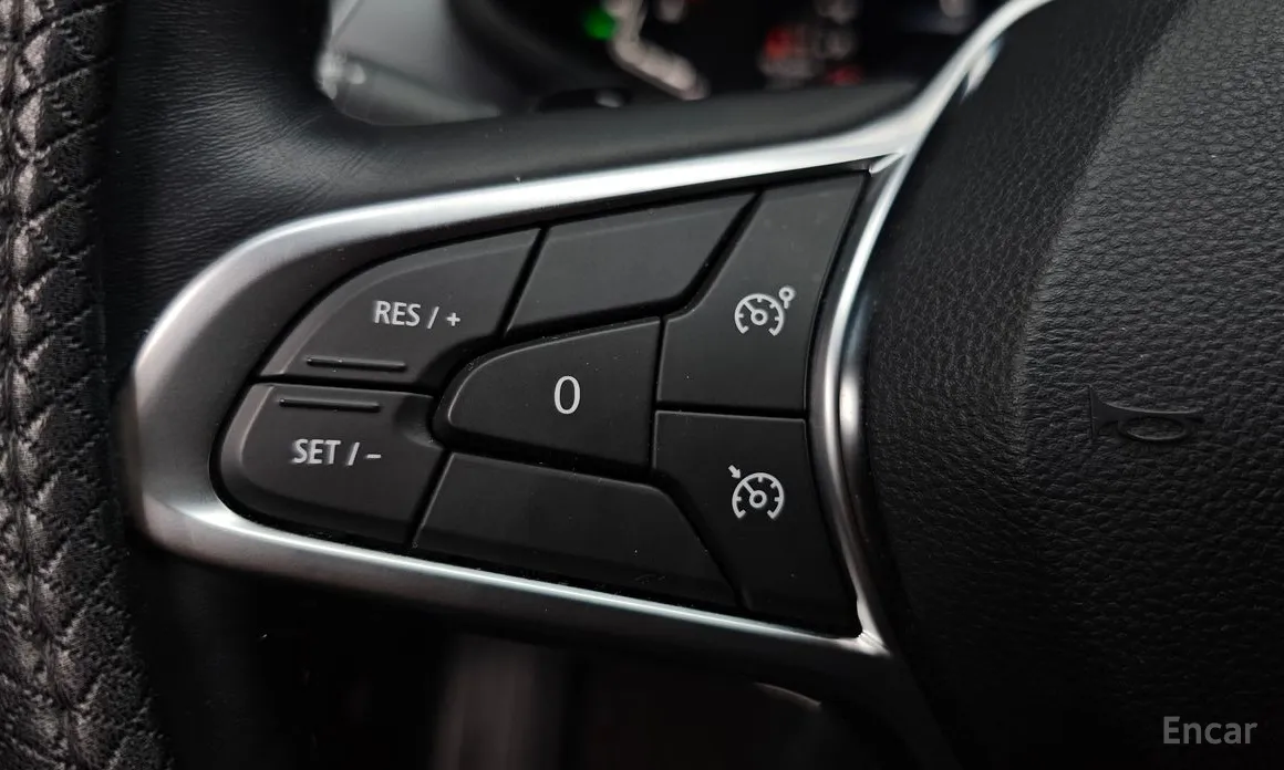 Фото 27 - Renault XM3