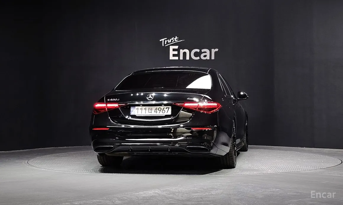 Фото 4 - Mercedes-Benz S-Class