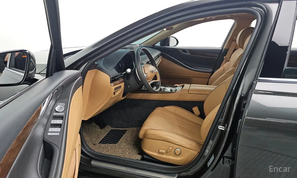 Фото 10 - Genesis G80