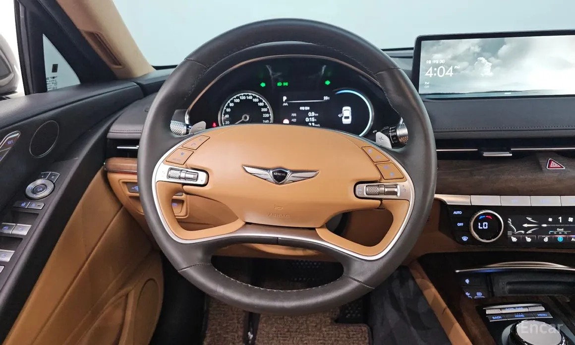 Фото 11 - Genesis G80