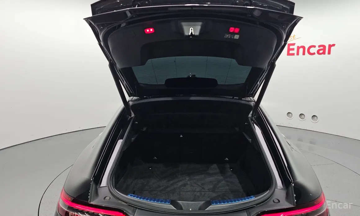 Фото 30 - Mercedes-Benz AMG GT
