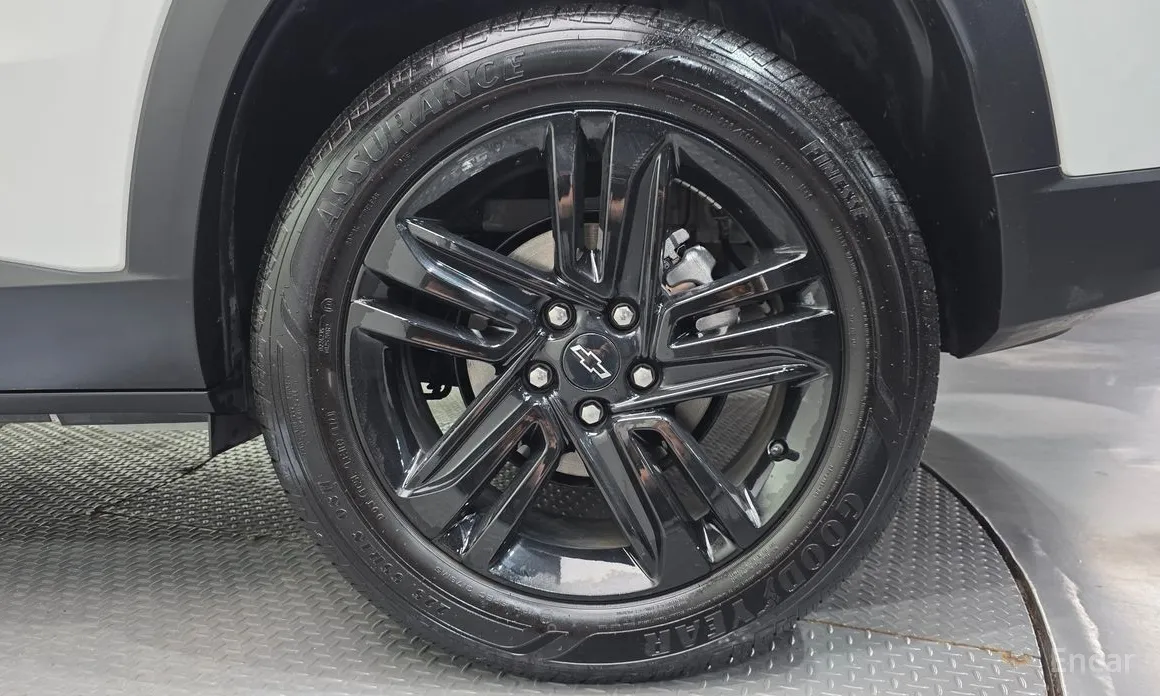 Фото 21 - Chevrolet Trax