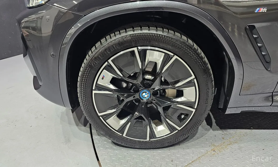 BMW iX3 2021 M Sports