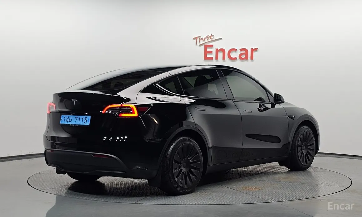 2020 Tesla Model Y