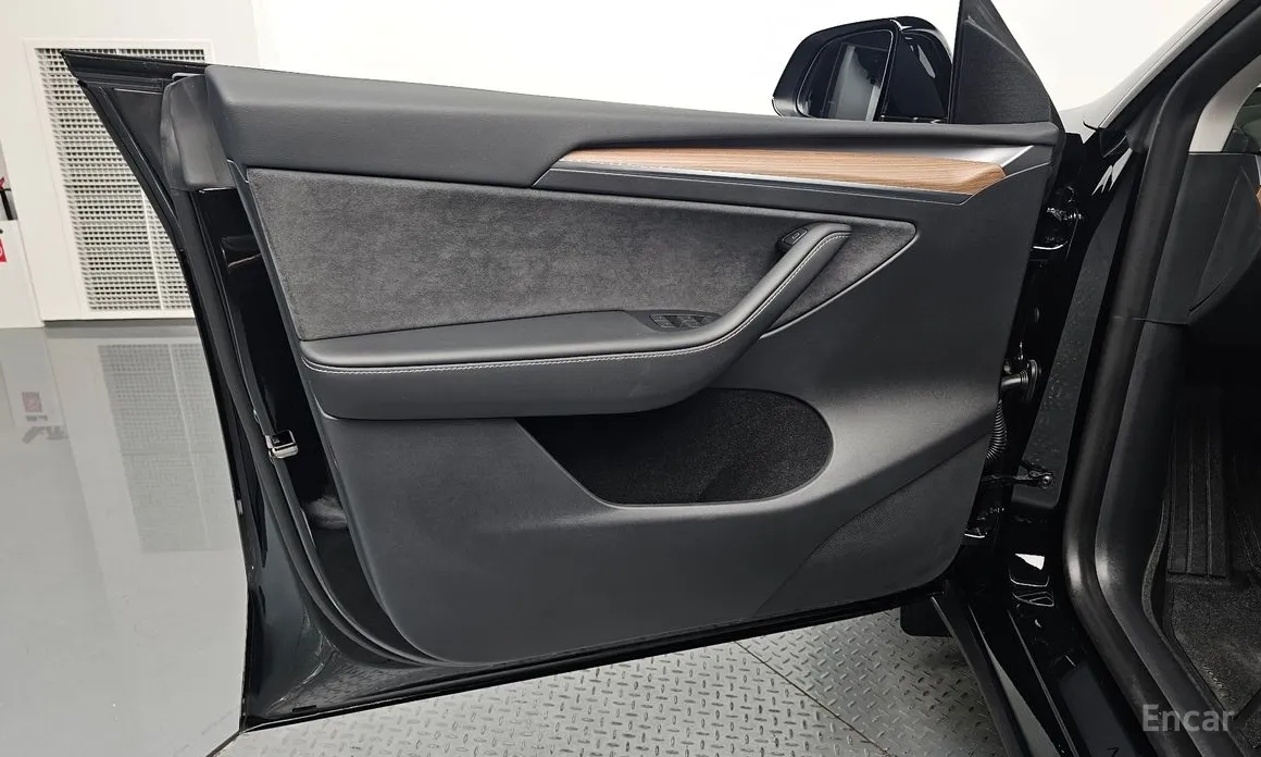 Tesla Model Y 2020 RWD