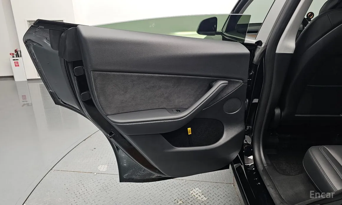 Tesla Model Y 2020 RWD