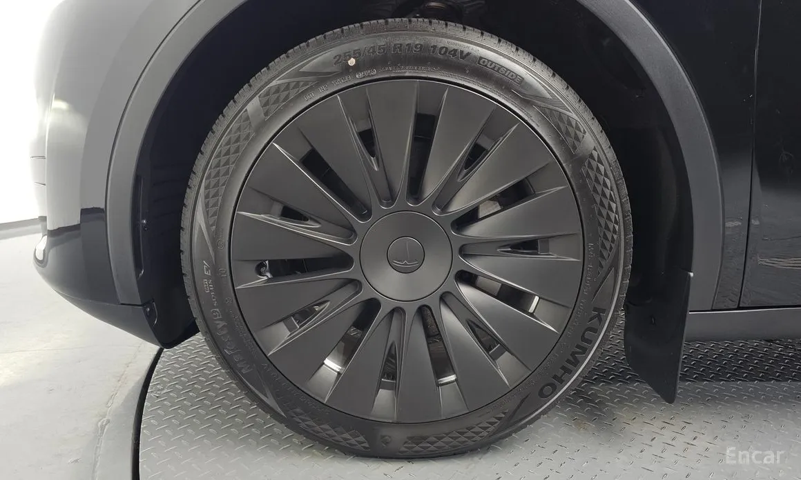 2020 Tesla Model Y