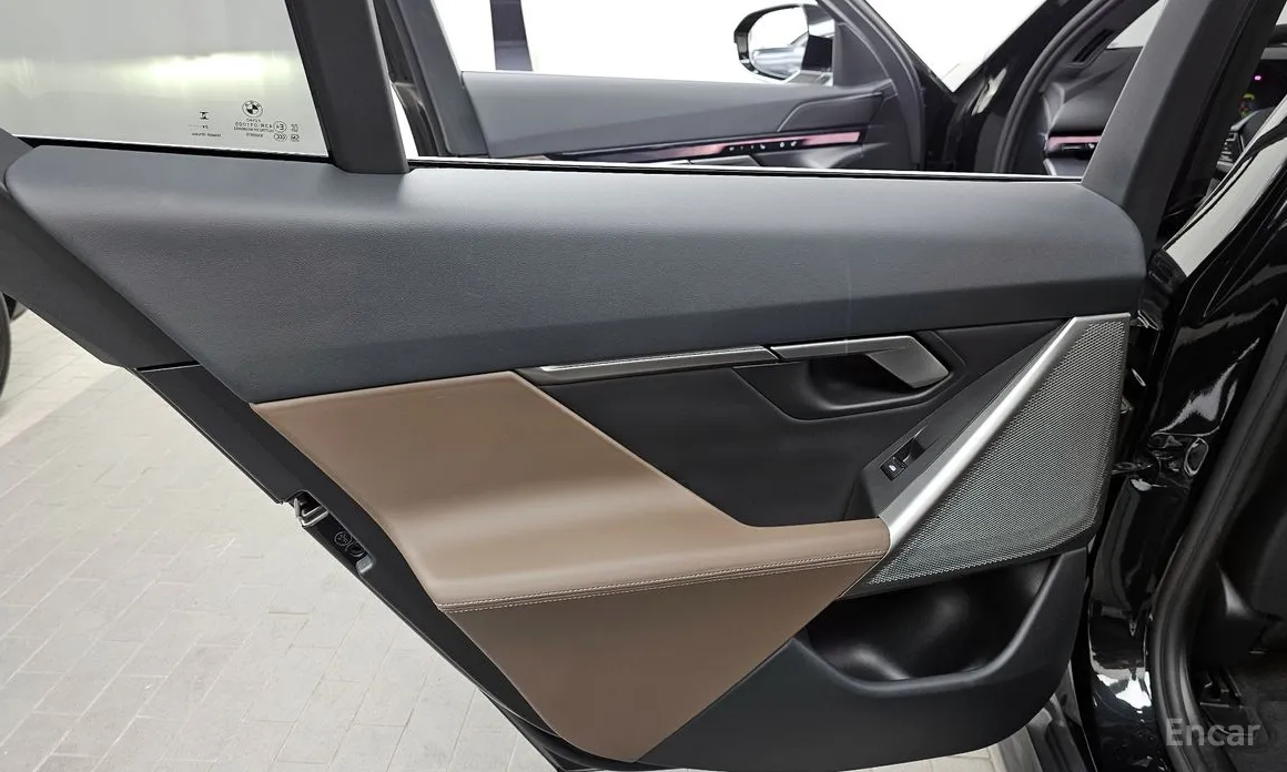 BMW 5 Series 2023 520i