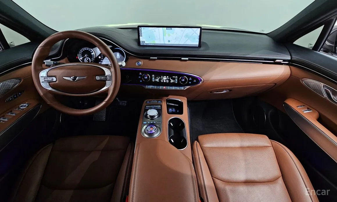 Фото 7 - Genesis GV70