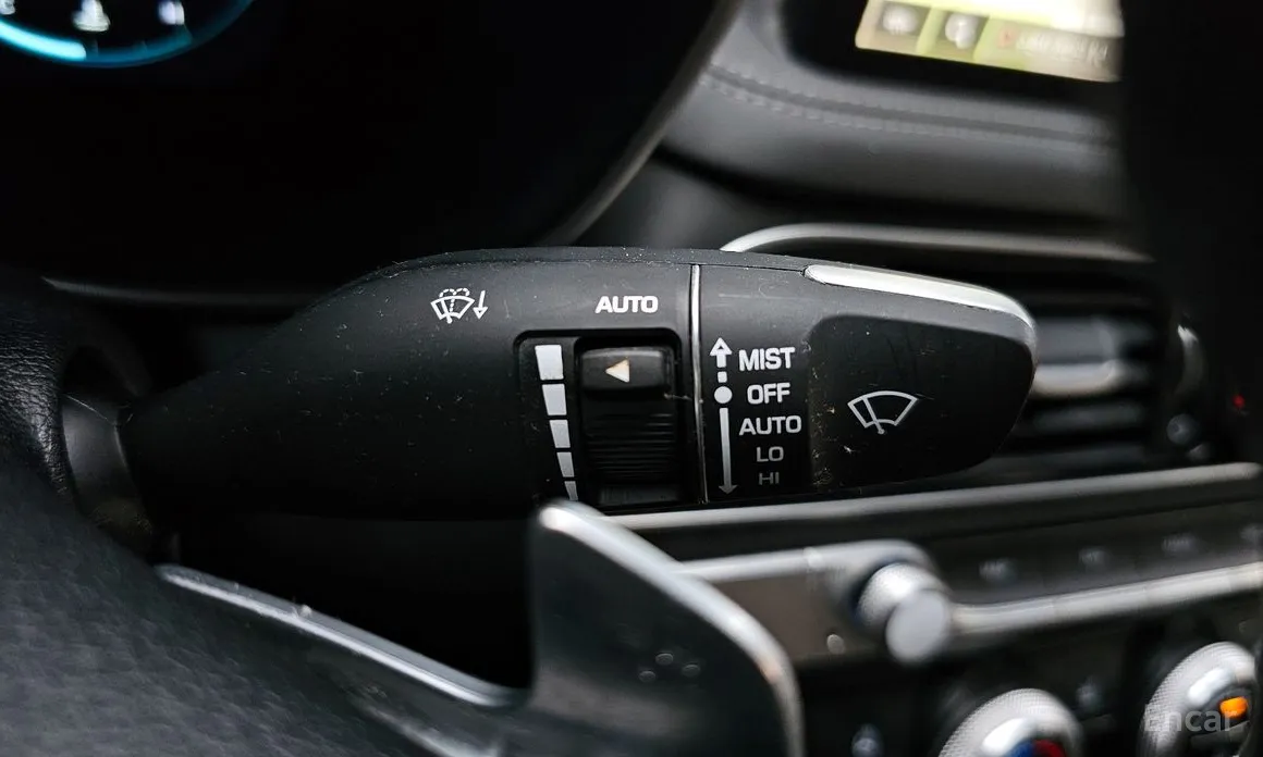 Photo 34 - Genesis G70