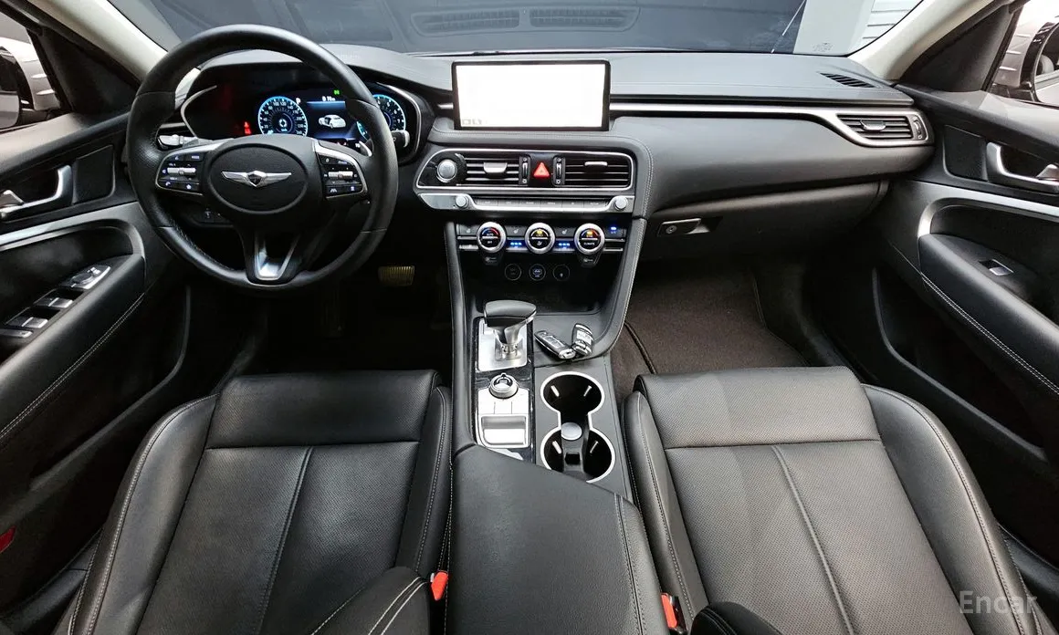 Photo 7 - Genesis G70