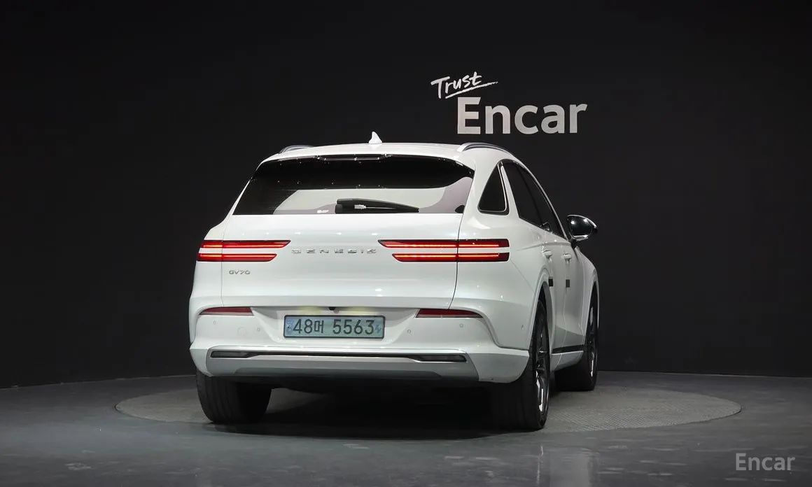 2022 Genesis GV70