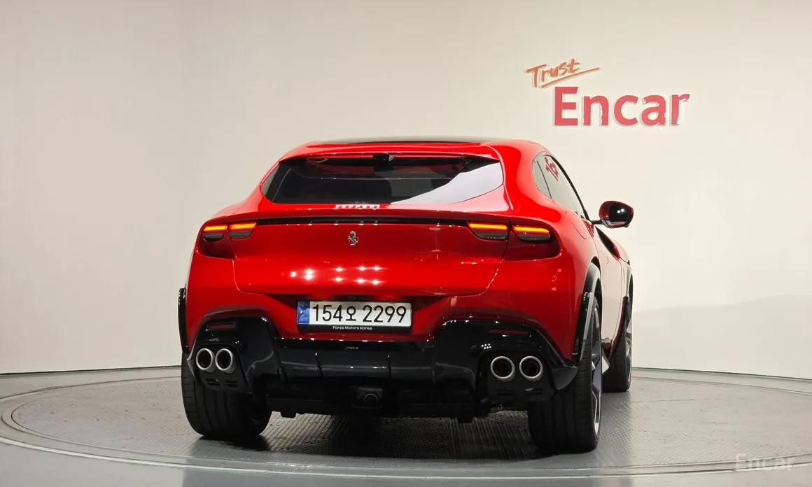 2022 Ferrari Purosangue
