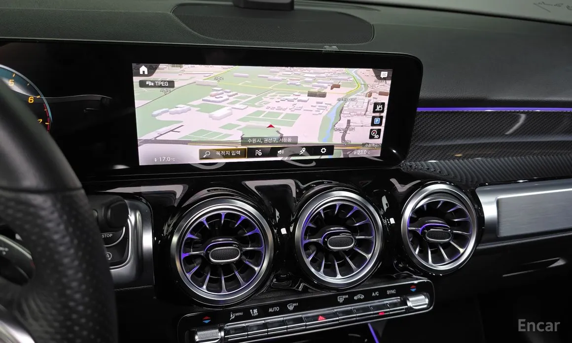 Mercedes-Benz GLB-Class 2020 GLB250 4MATIC