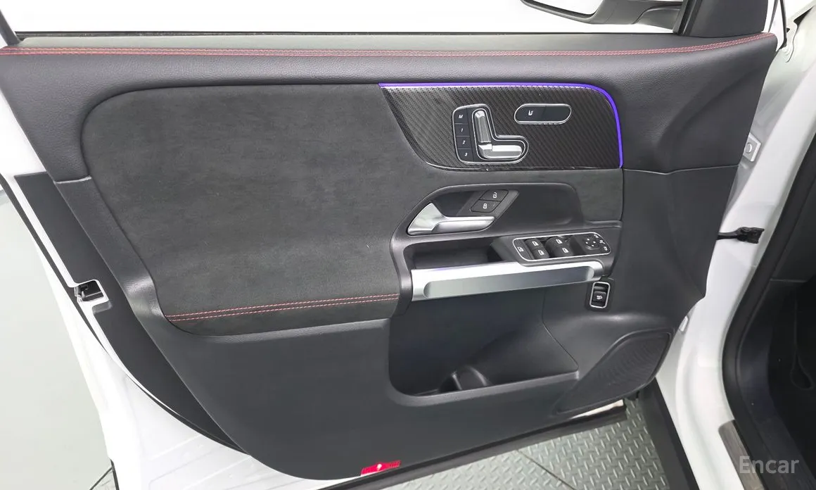 Mercedes-Benz GLB-Class 2020 GLB250 4MATIC