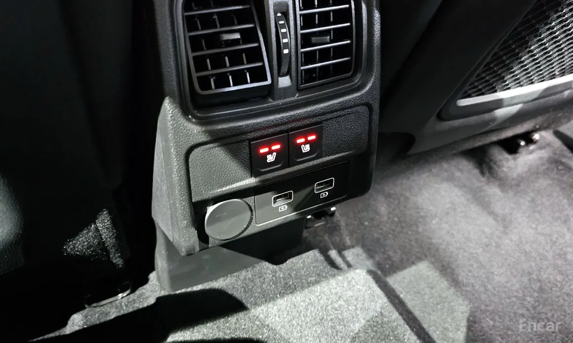 Photo 17 - Renault XM3