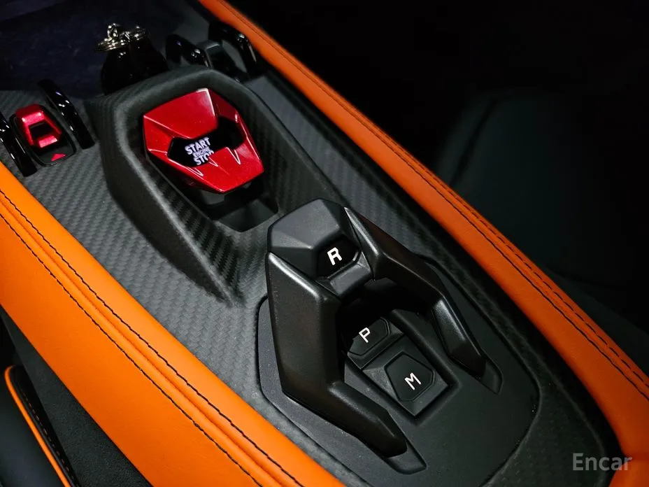 Lamborghini Revuelto 2025 6.5 V12