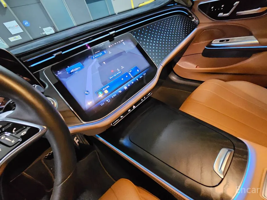 Mercedes-Benz E-Class 2024 E220d 4MATIC Exclusive