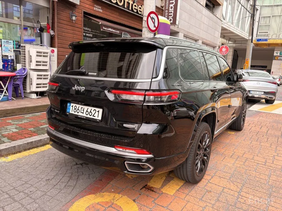 Jeep Cherokee 2021 L 3.6 Summit Reserve