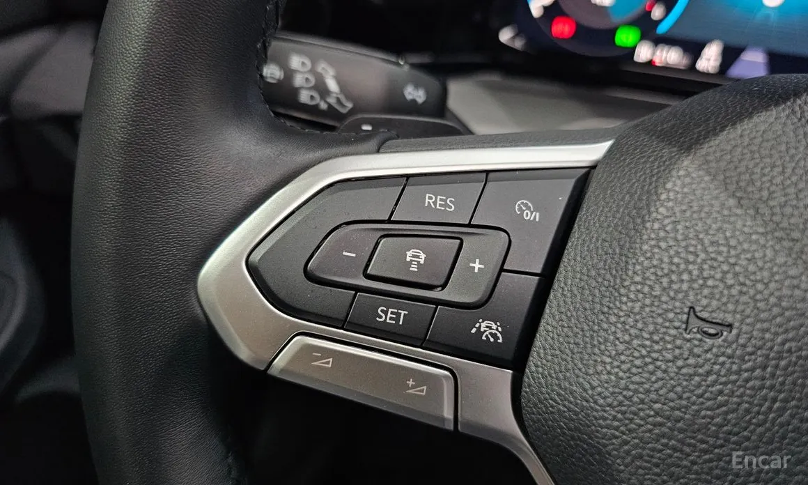 Photo 14 - Volkswagen Golf