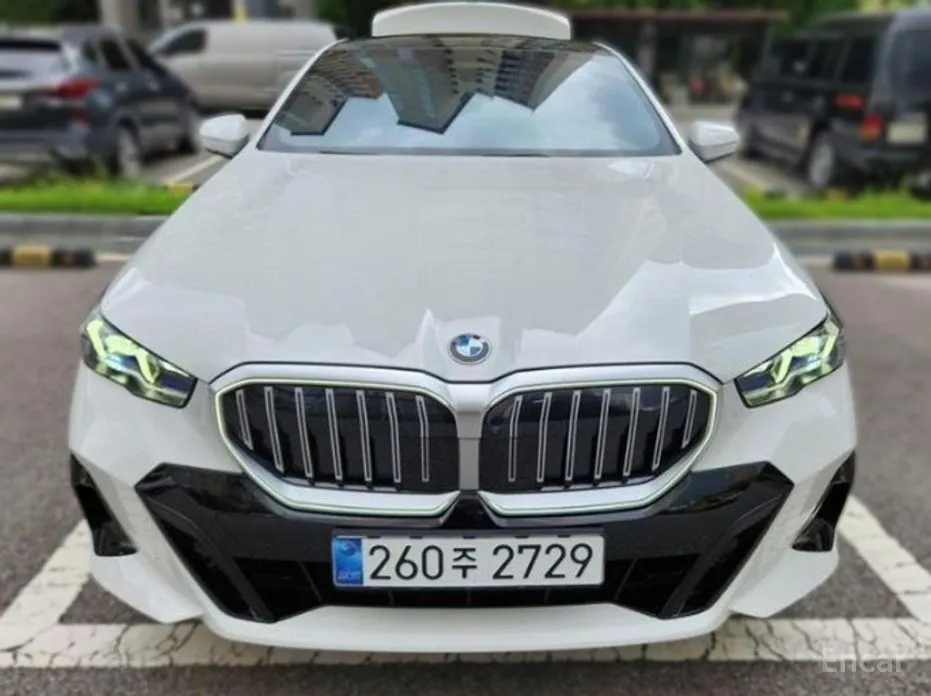 BMW 5 Series 2023 520i M Sport