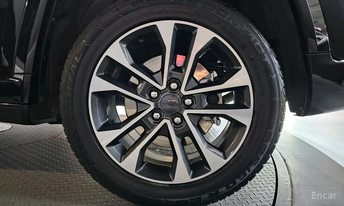 Jeep Cherokee 2021 3.6 Overland