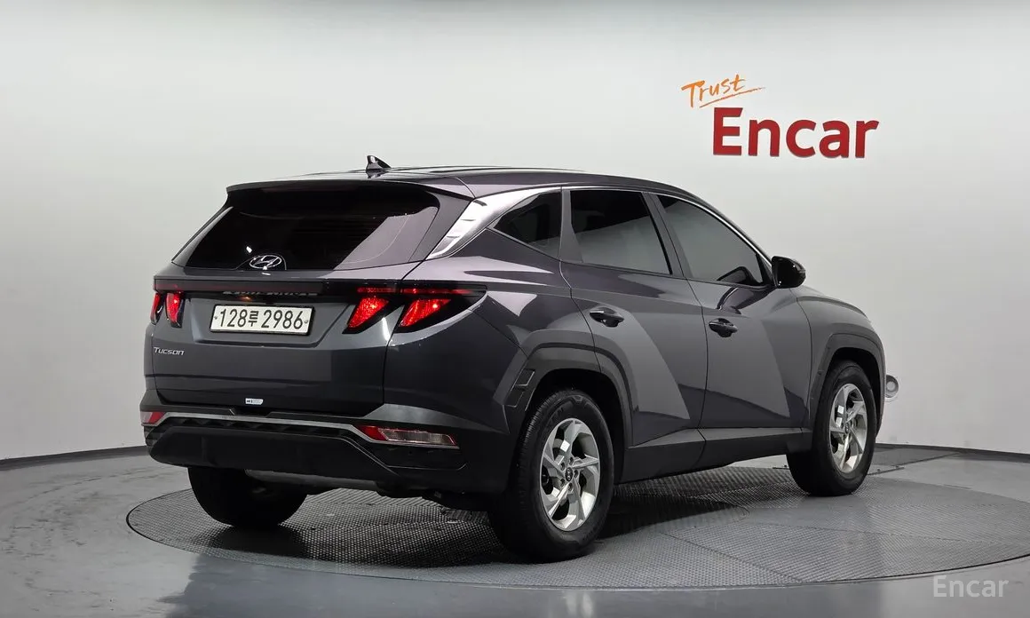 Фото 2 - Hyundai Tucson